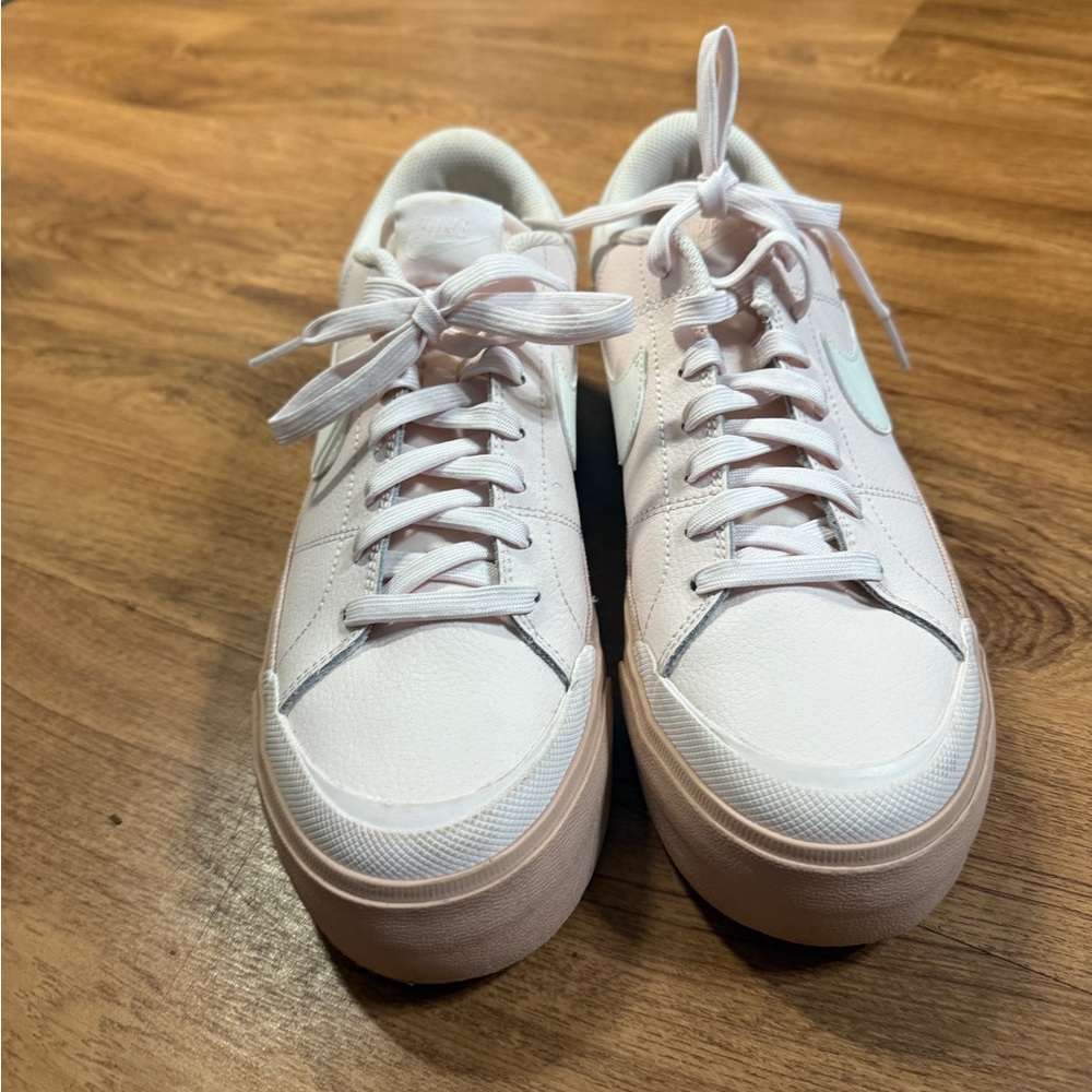 Women's light pink Sneakers